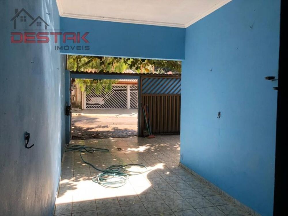 Casa, 3 quartos, 210 m² - Foto 1