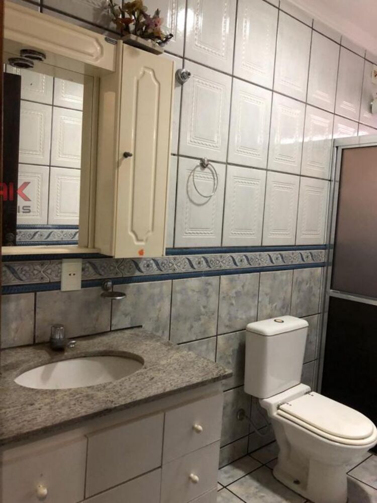 Casa, 3 quartos, 210 m² - Foto 3