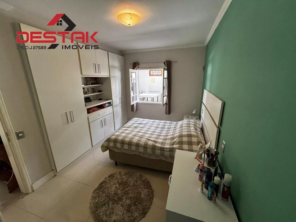 Casa, 4 quartos, 250 m² - Foto 2