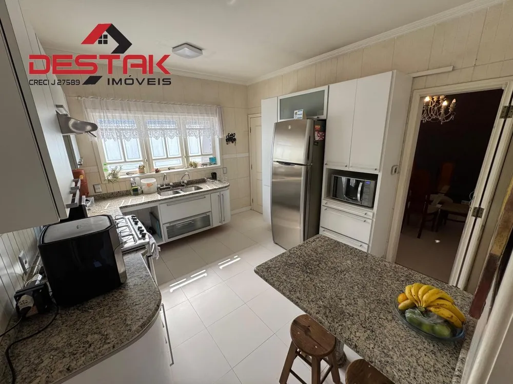 Casa, 4 quartos, 250 m² - Foto 5