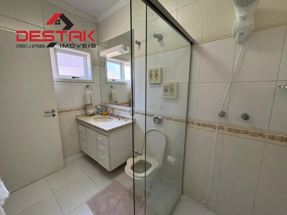 Casa, 4 quartos, 250 m² - Foto 4