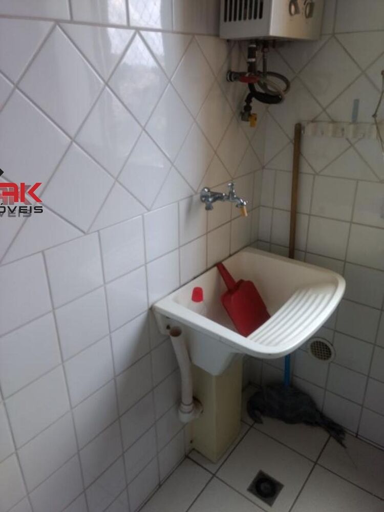 Apartamento à venda com 3 quartos, 71m² - Foto 1