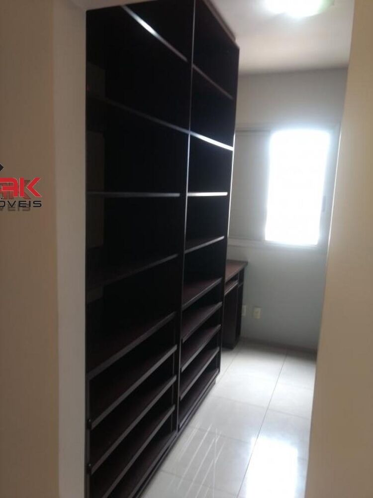 Apartamento à venda com 3 quartos, 71m² - Foto 2
