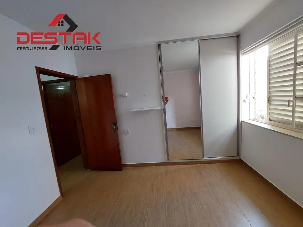 Casa, 3 quartos, 240 m² - Foto 9