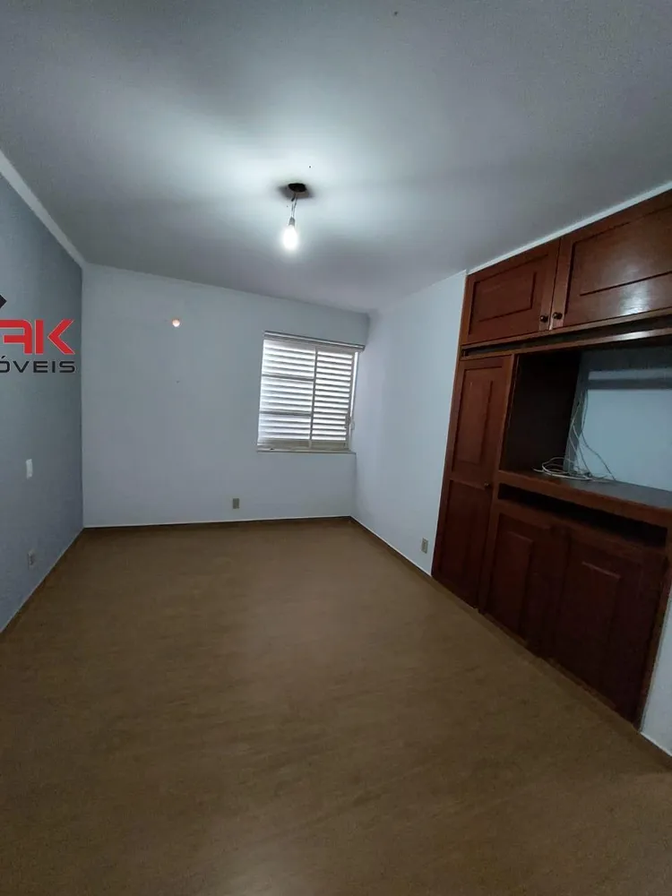 Casa, 3 quartos, 240 m² - Foto 11