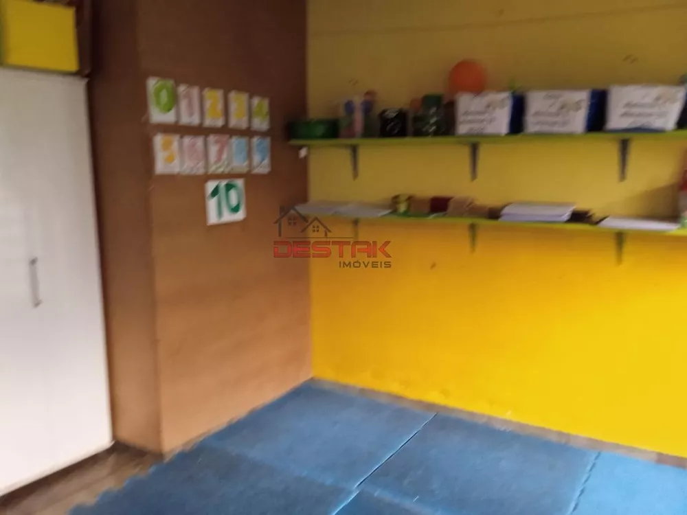 Prédio Inteiro à venda com 4 quartos, 300m² - Foto 9