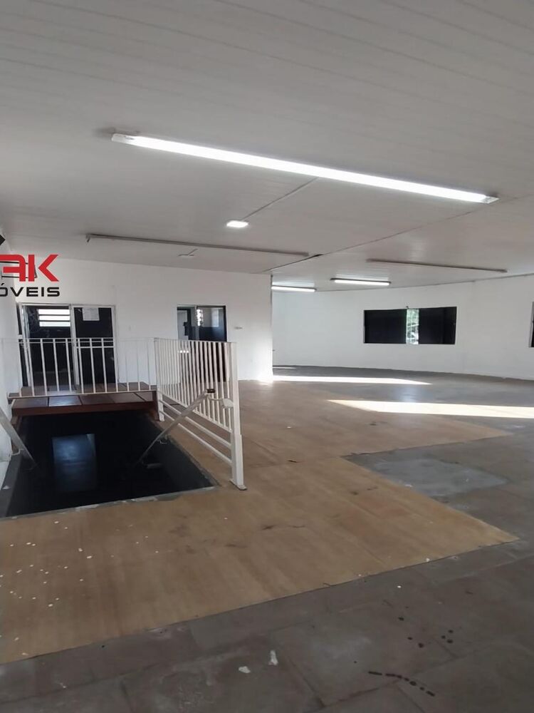 Prédio Inteiro para alugar, 128m² - Foto 2
