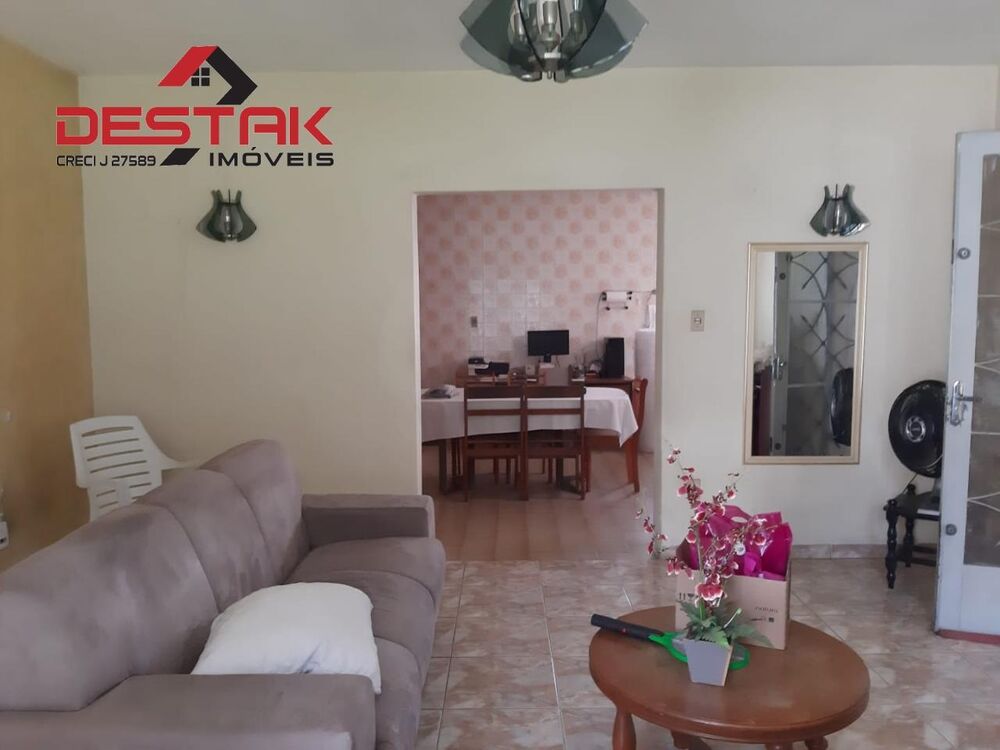 Casa, 3 quartos, 367 m² - Foto 1