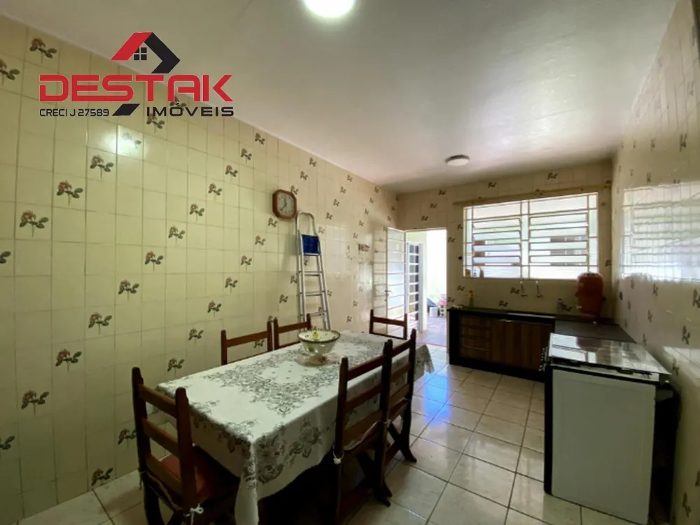 Casa, 4 quartos, 283 m² - Foto 2