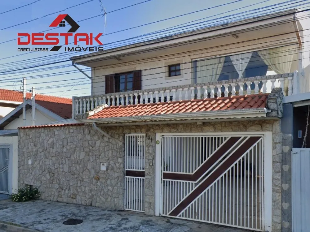 Casa, 3 quartos, 300 m² - Foto 1