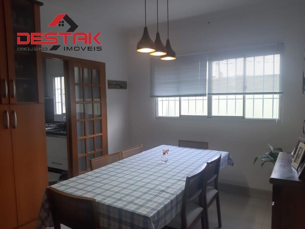 Casa, 3 quartos, 173 m² - Foto 2