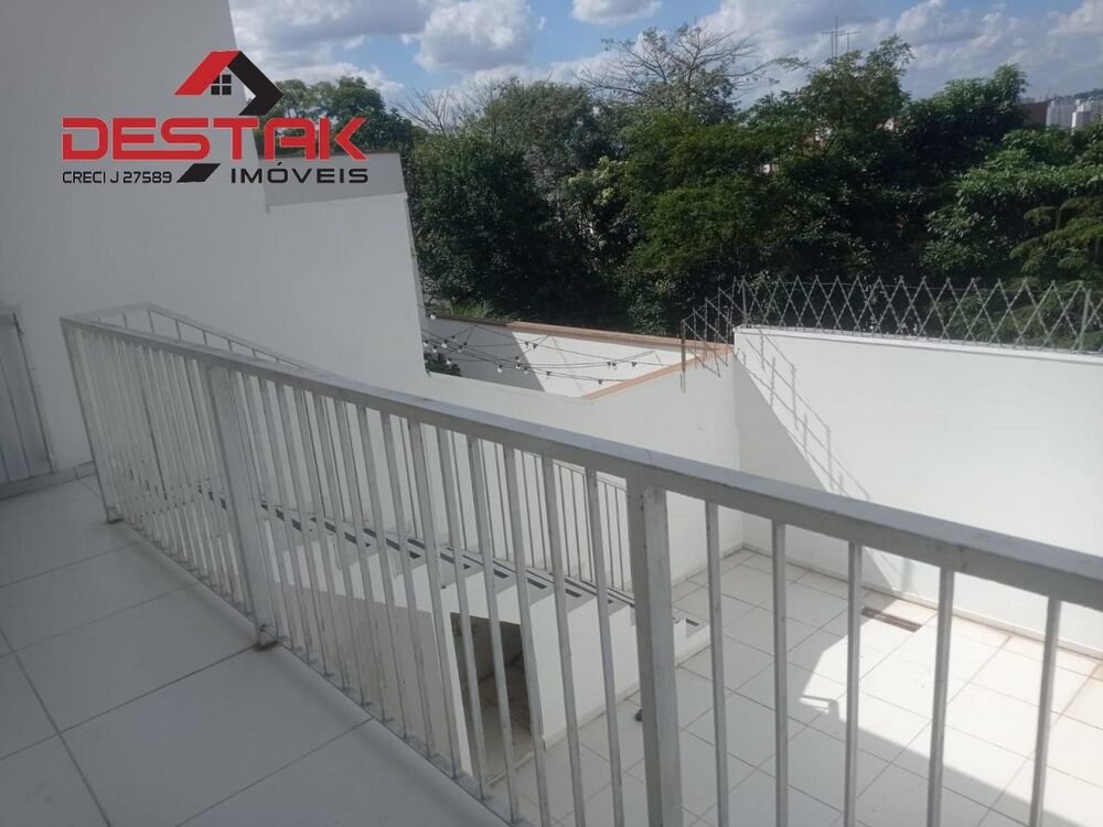 Casa, 5 quartos, 244 m² - Foto 2