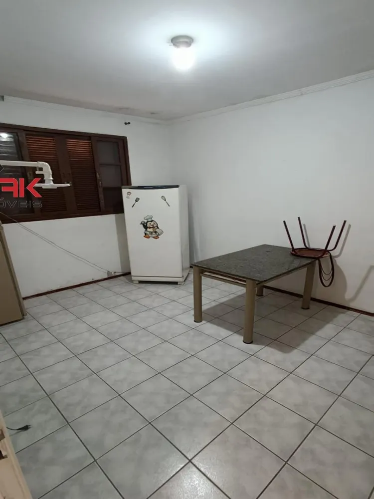 Casa, 3 quartos, 243 m² - Foto 10