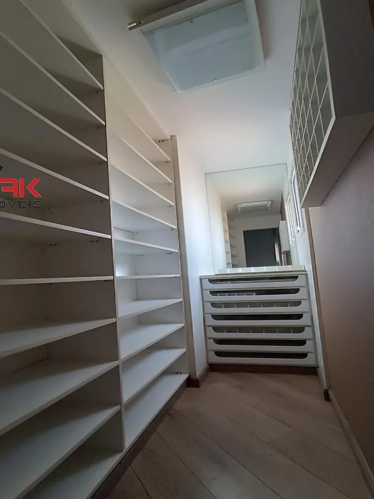 Apartamento, 3 quartos, 160 m² - Foto 2