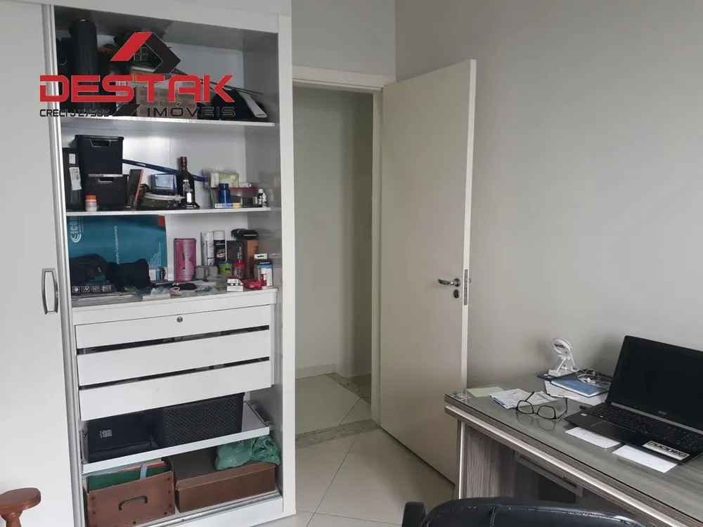Casa, 3 quartos, 230 m² - Foto 1