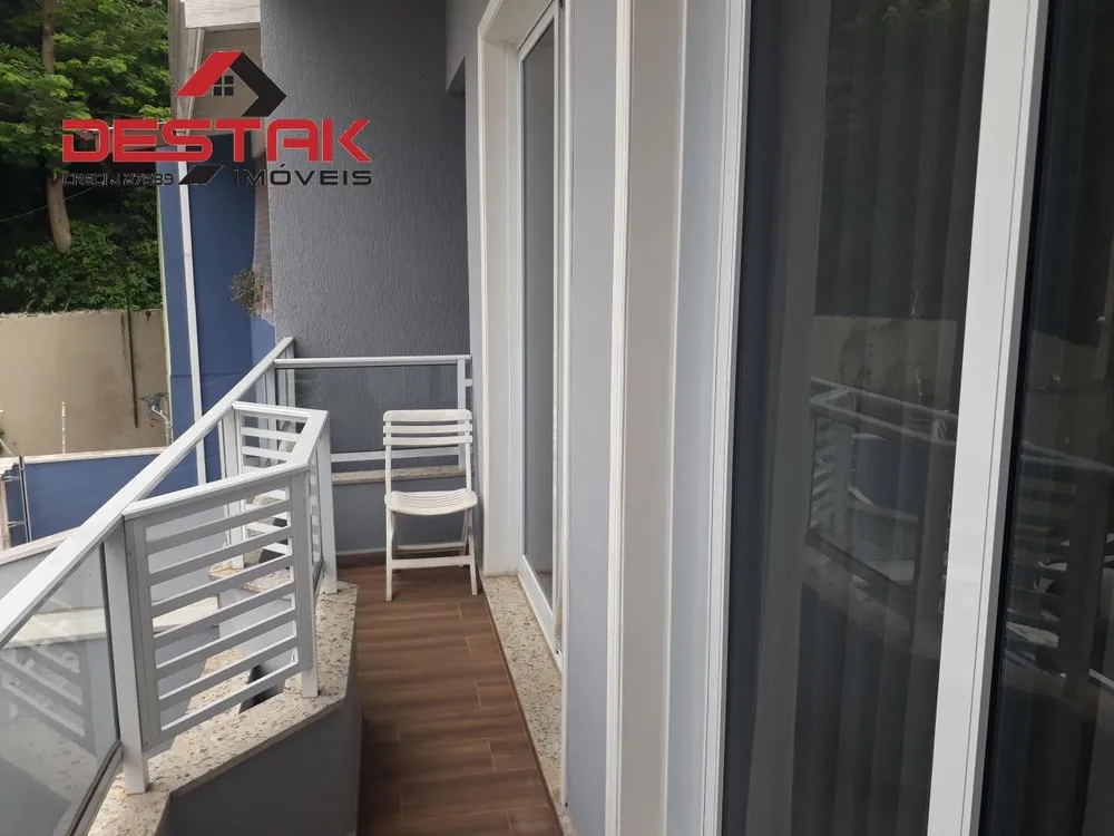 Casa, 3 quartos, 230 m² - Foto 3