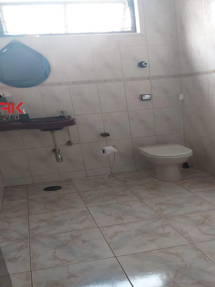 Casa, 3 quartos, 209 m² - Foto 3