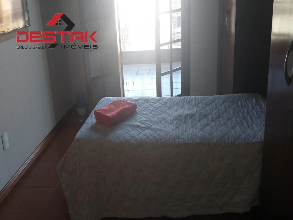 Casa, 3 quartos, 209 m² - Foto 8