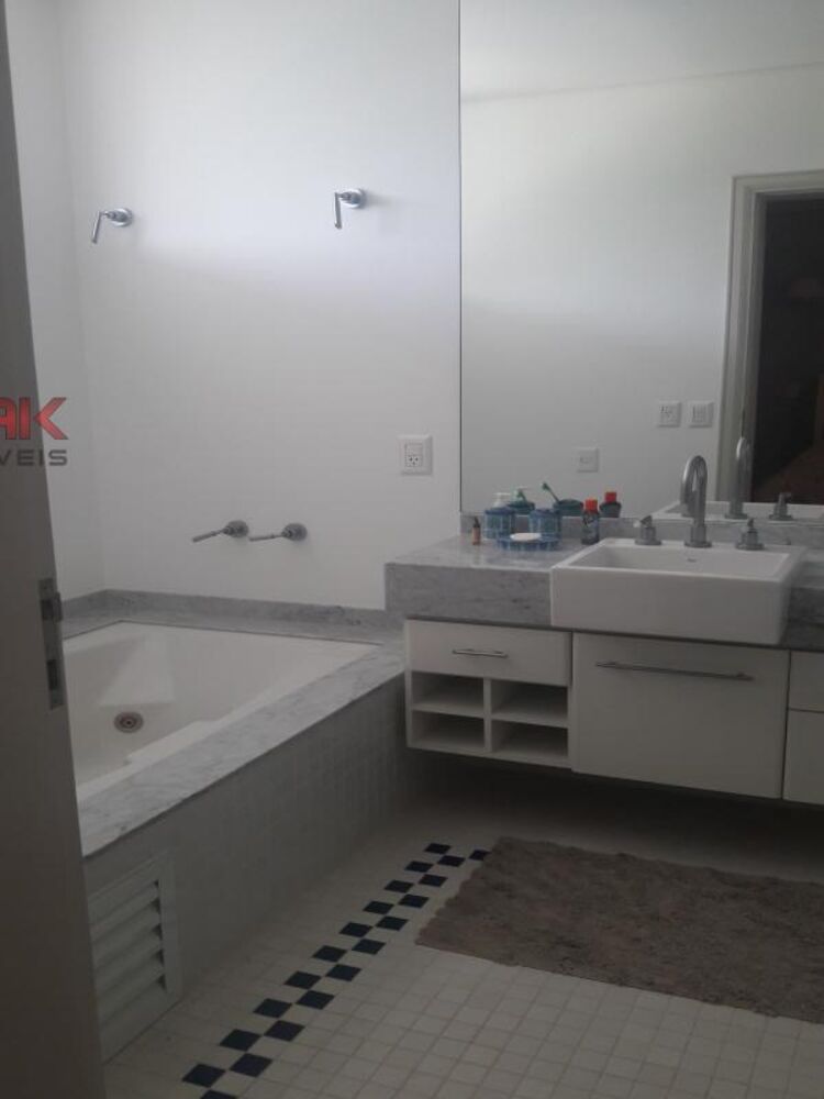 Casa de Condomínio à venda com 4 quartos, 7000m² - Foto 4