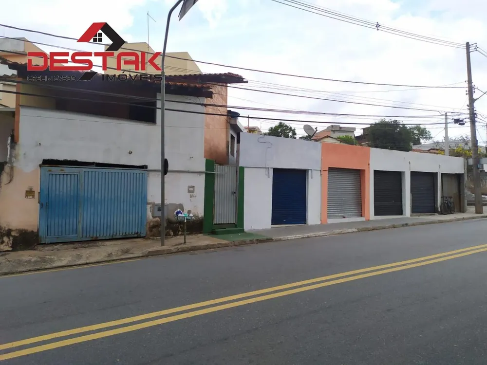 Casa, 4 quartos, 317 m² - Foto 1