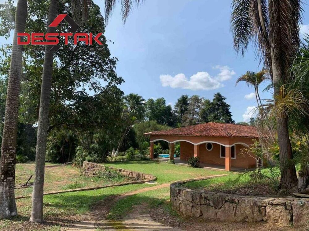 Chácara à venda com 5 quartos, 1500m² - Foto 4