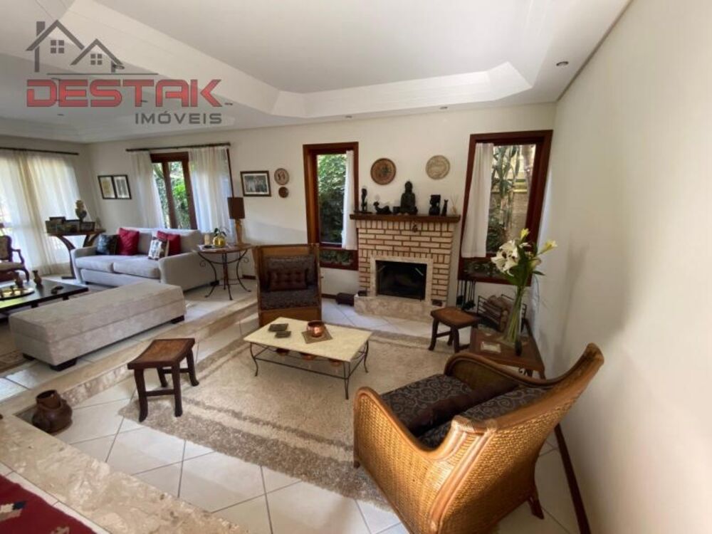 Casa de Condomínio, 4 quartos - Foto 1