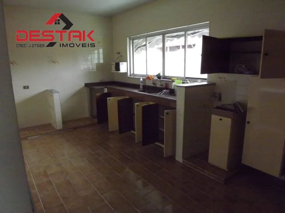 Casa, 3 quartos, 314 m² - Foto 3