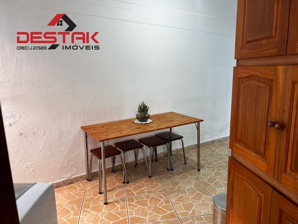 Casa, 4 quartos, 203 m² - Foto 2