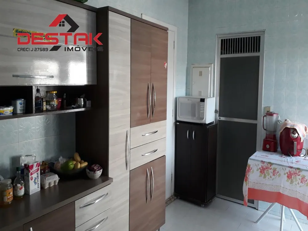 Apartamento, 3 quartos, 140 m² - Foto 1
