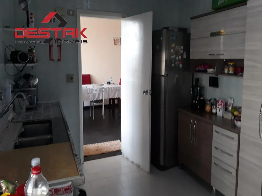 Apartamento, 3 quartos, 140 m² - Foto 2