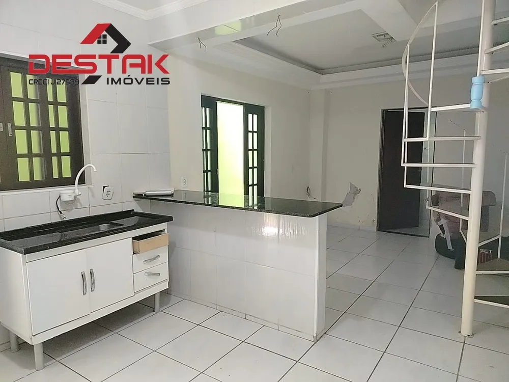 Casa, 3 quartos, 230 m² - Foto 3