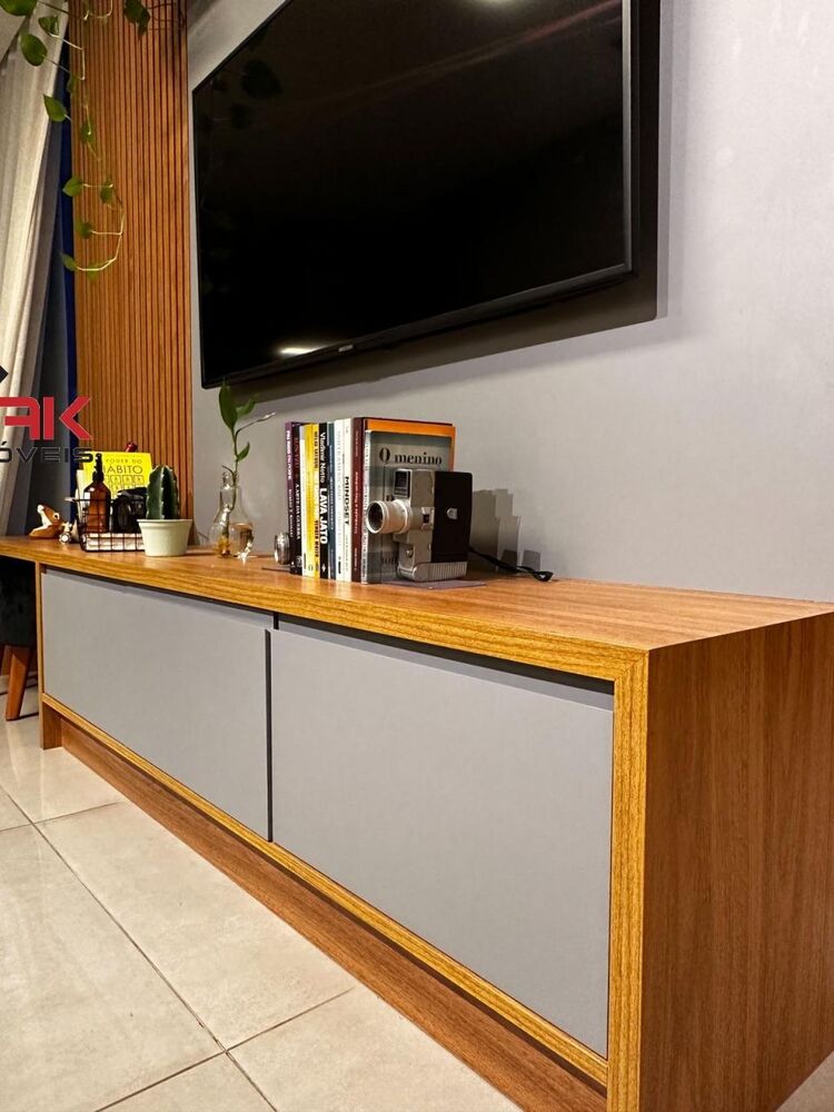 Apartamento à venda com 2 quartos, 61m² - Foto 1
