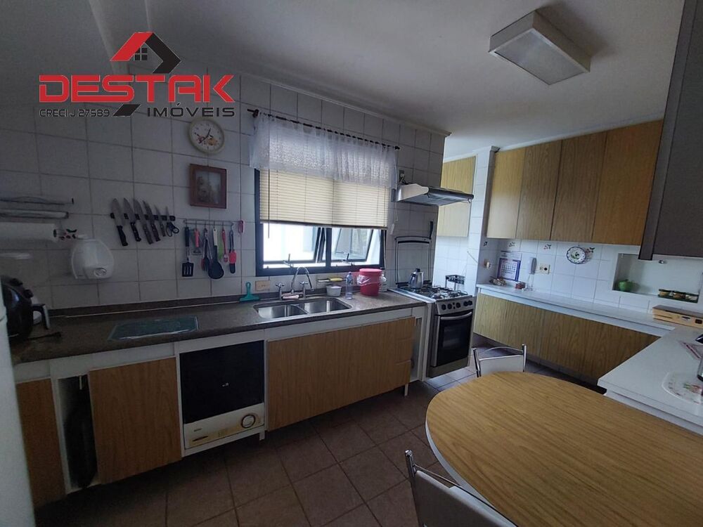 Apartamento, 3 quartos, 190 m² - Foto 12