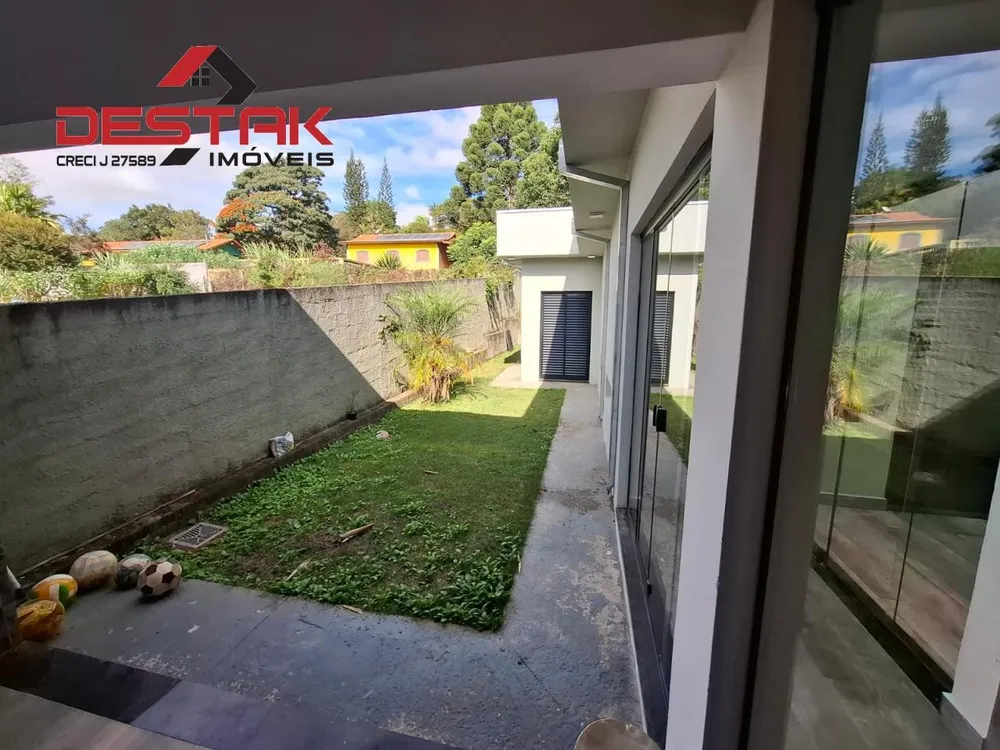 Chácara, 3 quartos, 498 m² - Foto 2