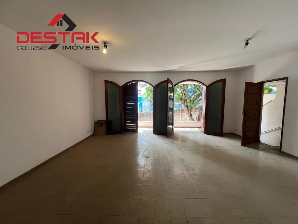 Casa, 3 quartos, 234 m² - Foto 4