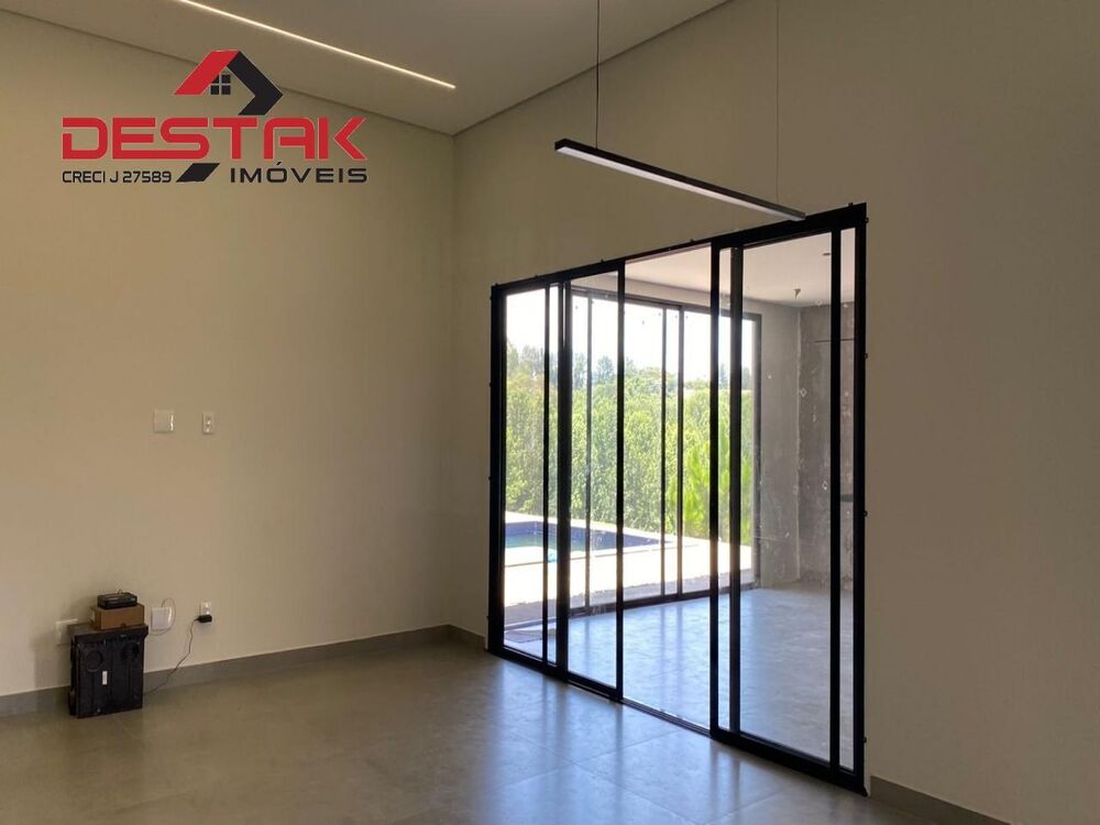 Casa de Condomínio à venda com 3 quartos, 1140m² - Foto 2