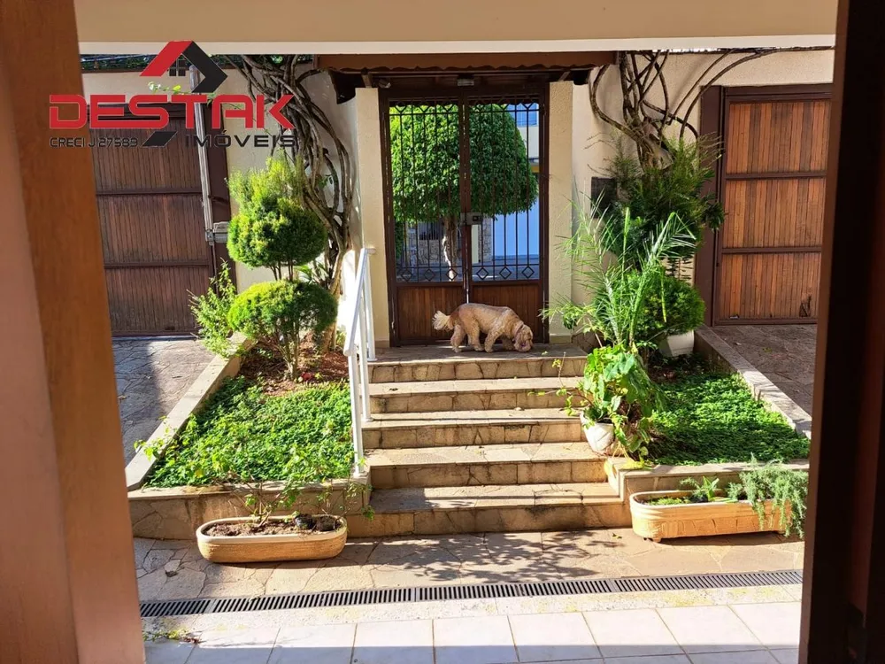 Casa, 3 quartos, 620 m² - Foto 1