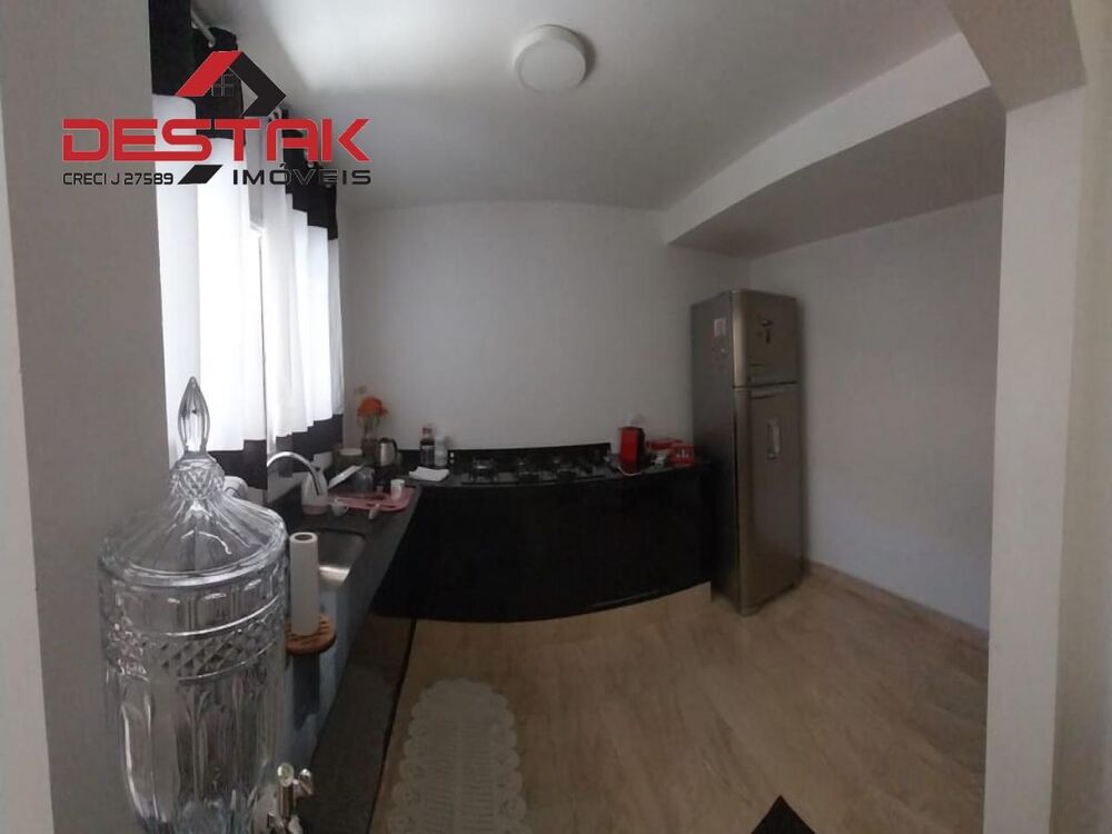 Casa, 3 quartos, 250 m² - Foto 1