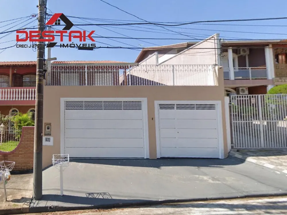 Casa, 3 quartos, 250 m² - Foto 1