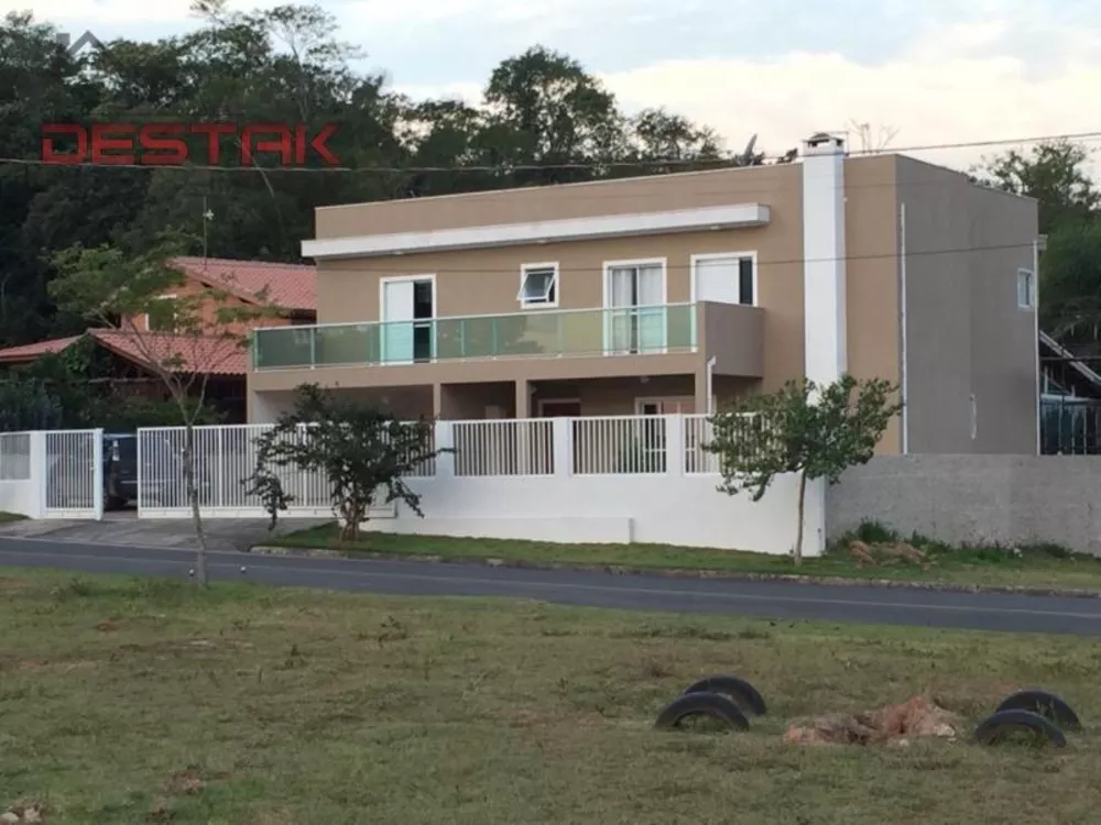 Casa de Condomínio à venda com 4 quartos, 490m² - Foto 1