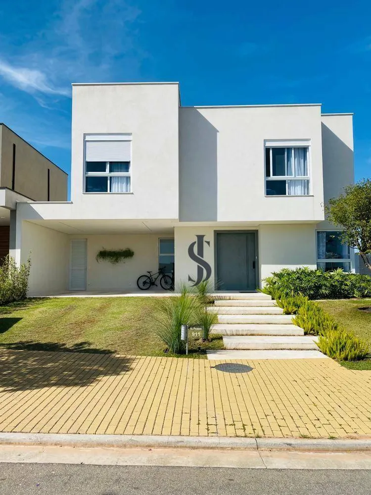 Casa, 4 quartos, 370 m² - Foto 1