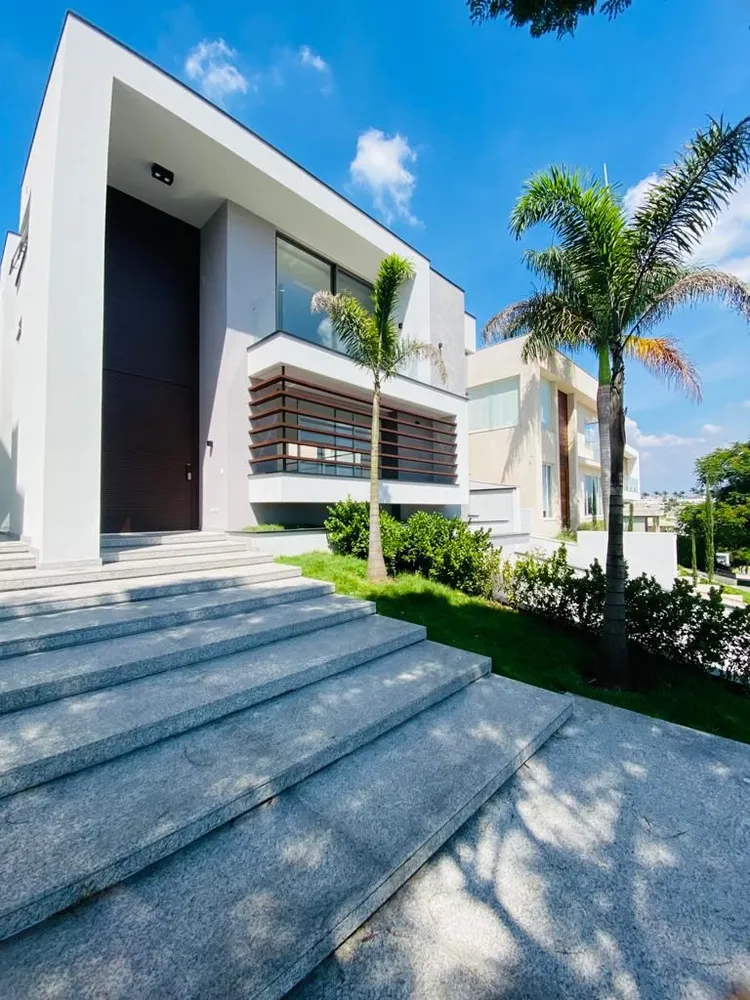 Casa, 4 quartos, 585 m² - Foto 1