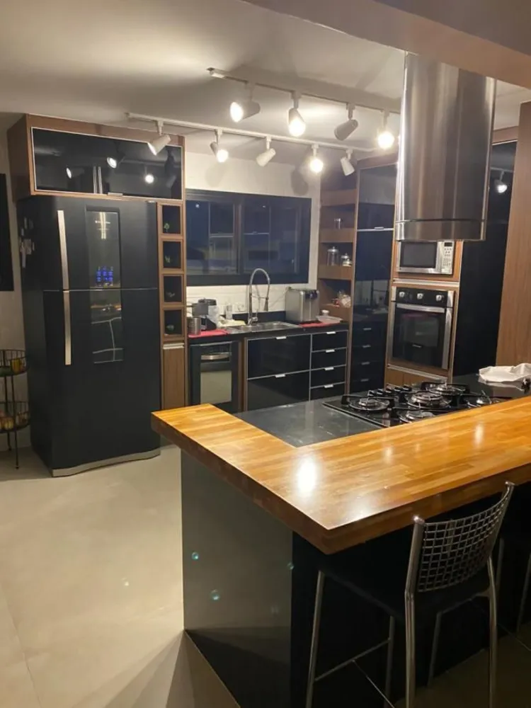 Casa, 4 quartos, 323 m² - Foto 4