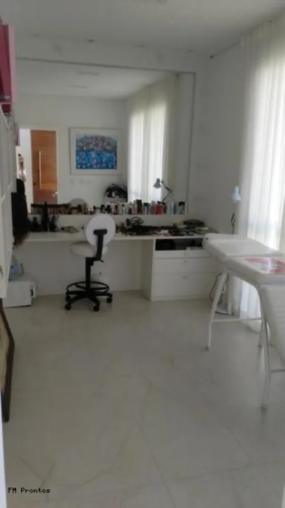 Casa, 4 quartos, 390 m² - Foto 2