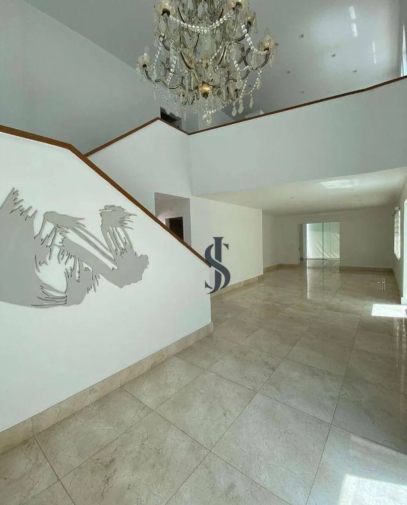 Casa, 3 quartos, 259 m² - Foto 2
