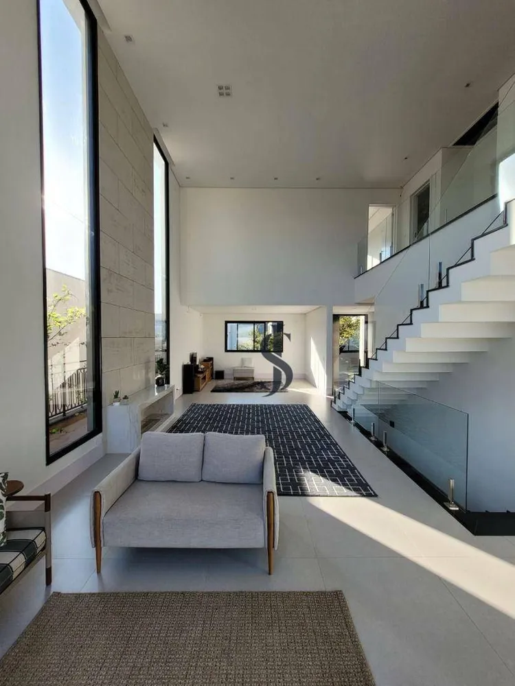 Casa, 4 quartos, 350 m² - Foto 3