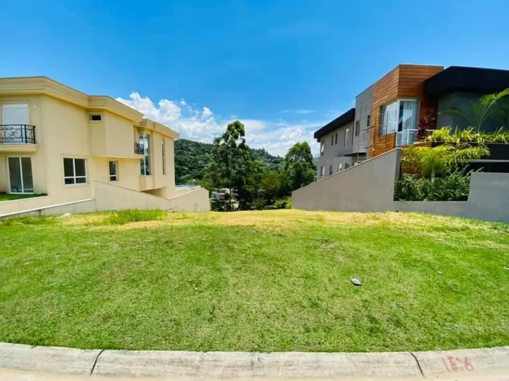 Loteamento e Condomínio, 560 m² - Foto 1