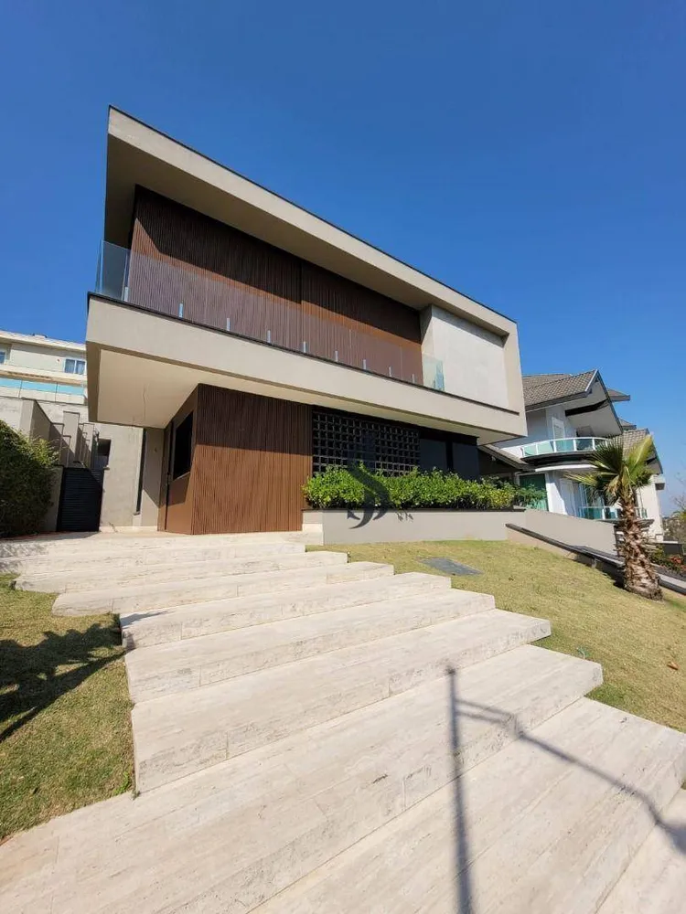 Casa, 4 quartos, 586 m² - Foto 1