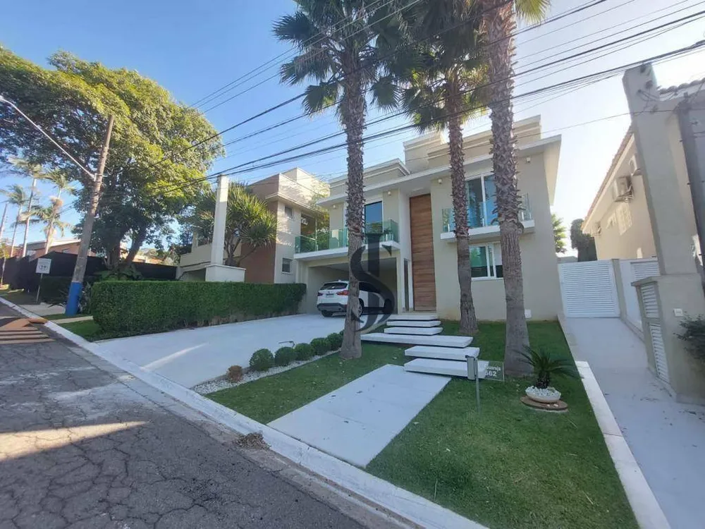 Casa, 4 quartos, 226 m² - Foto 1
