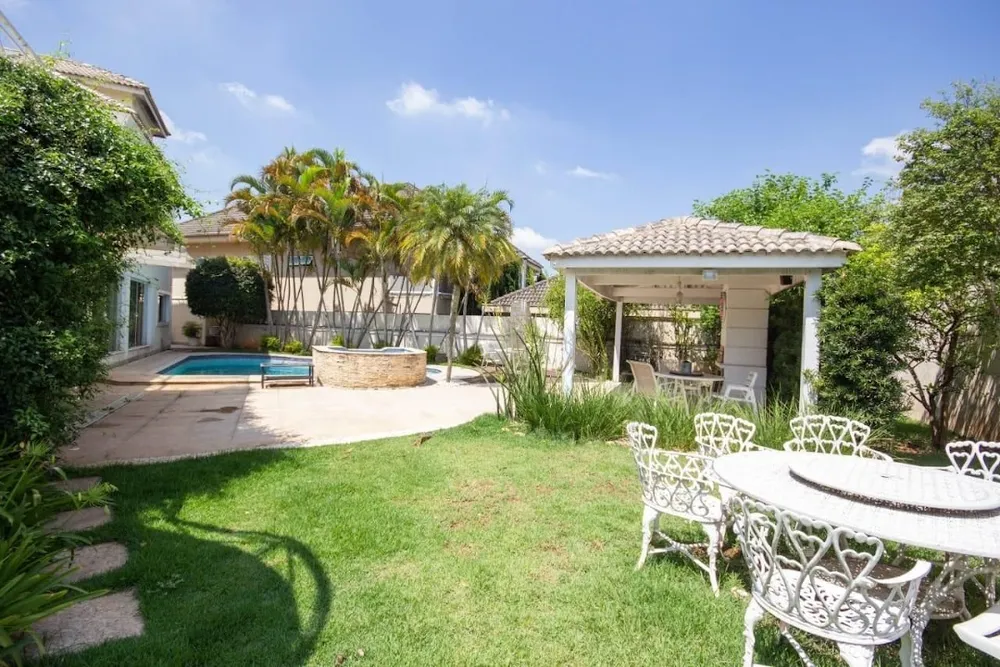 Casa, 5 quartos, 650 m² - Foto 1